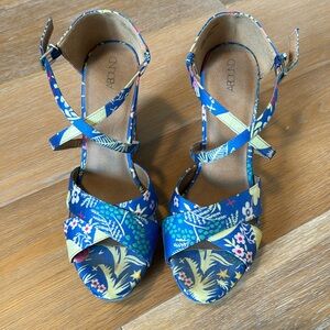 Abound floral wedge heels